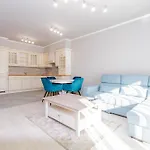 Luxury Cordia With Free Parking דירה *