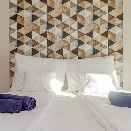 Luxury Cordia With Free Parking شقة