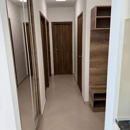 Luxury Cordia With Free Parking بودابست